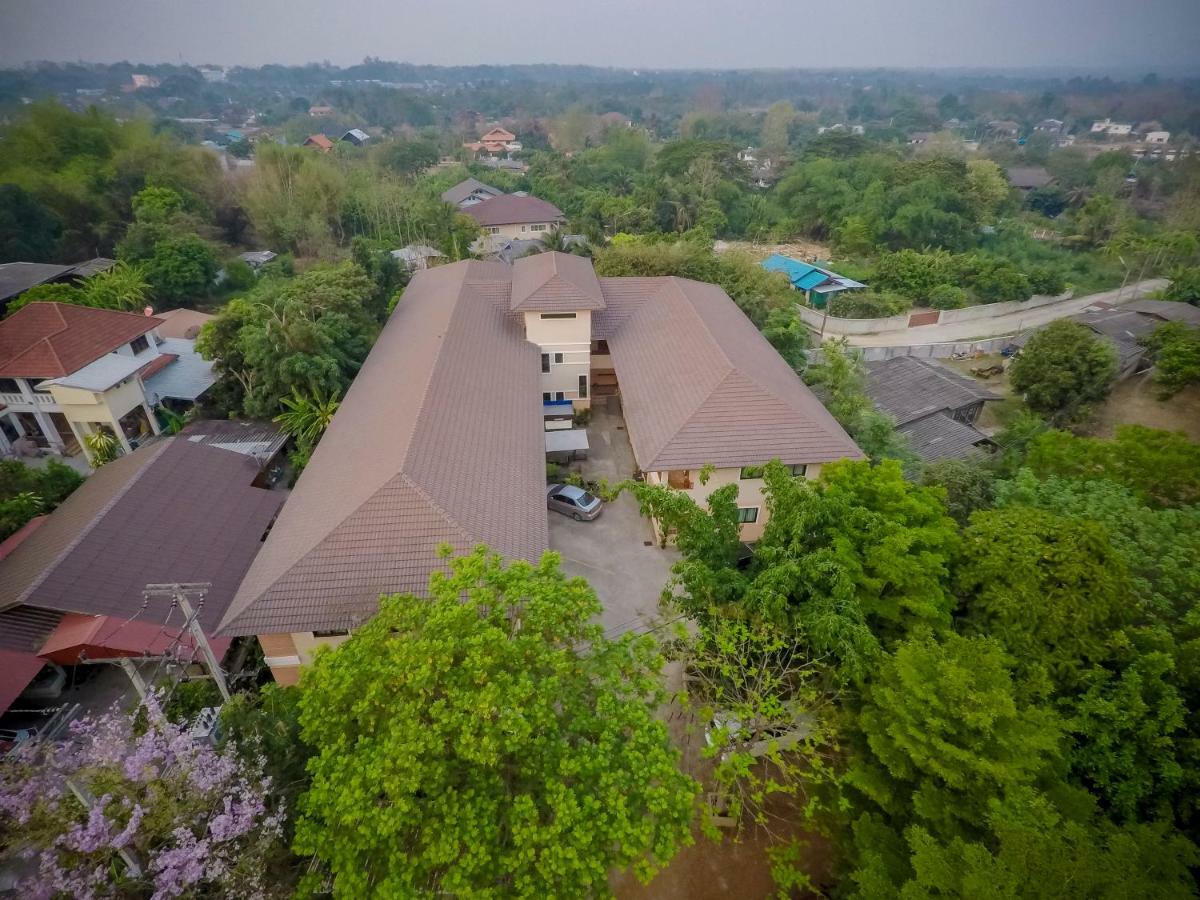 Banlanna Hotel לאמפאנג מראה חיצוני תמונה