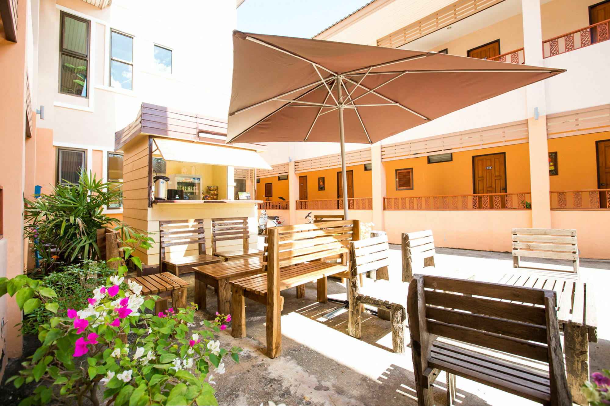 Banlanna Hotel לאמפאנג מראה חיצוני תמונה