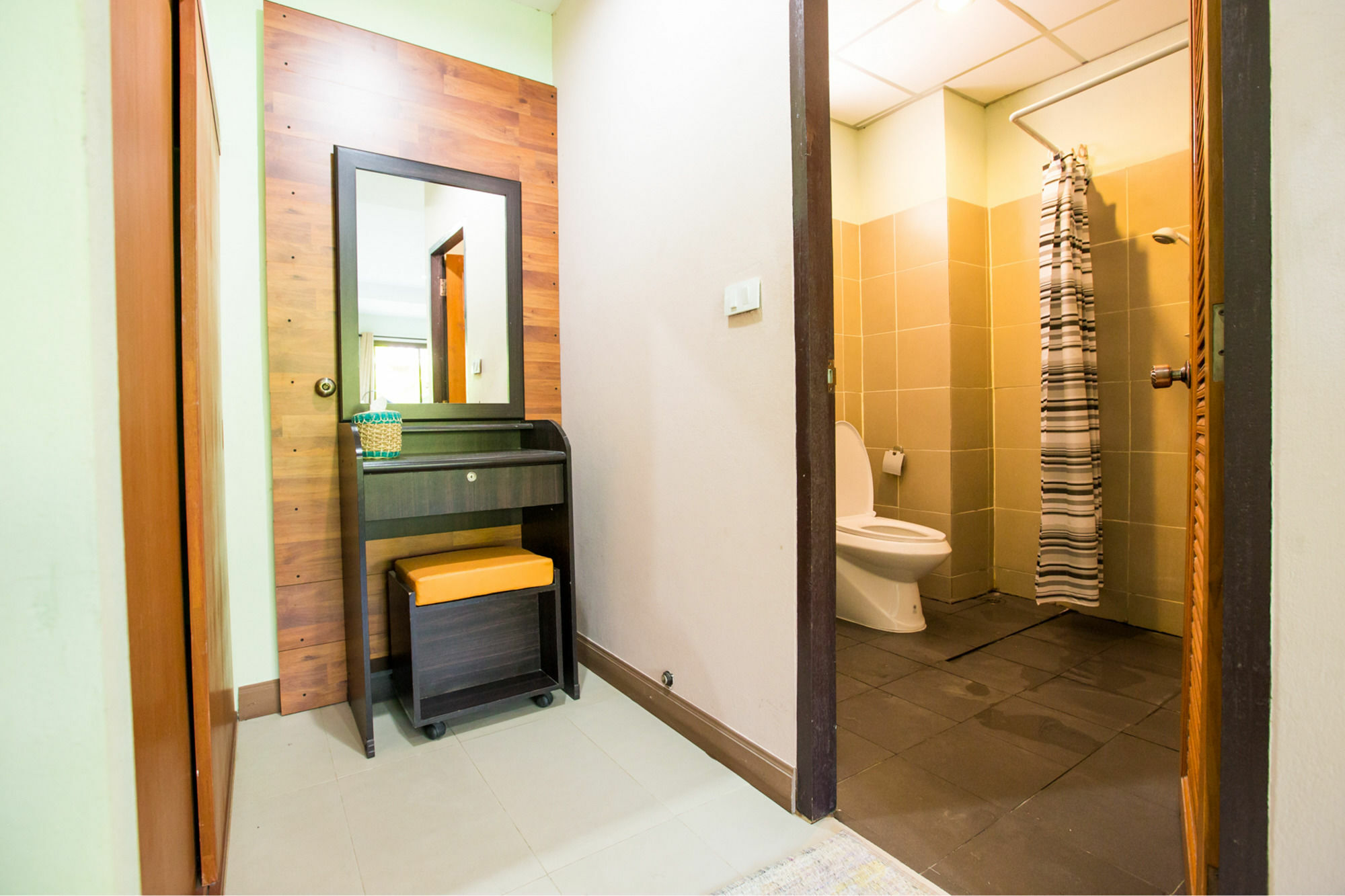 Banlanna Hotel לאמפאנג מראה חיצוני תמונה